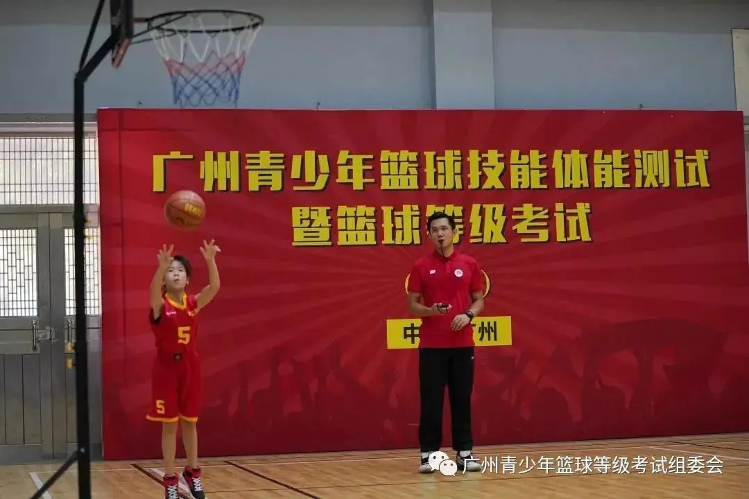 为什么我的篮球罚球总是不进?_1